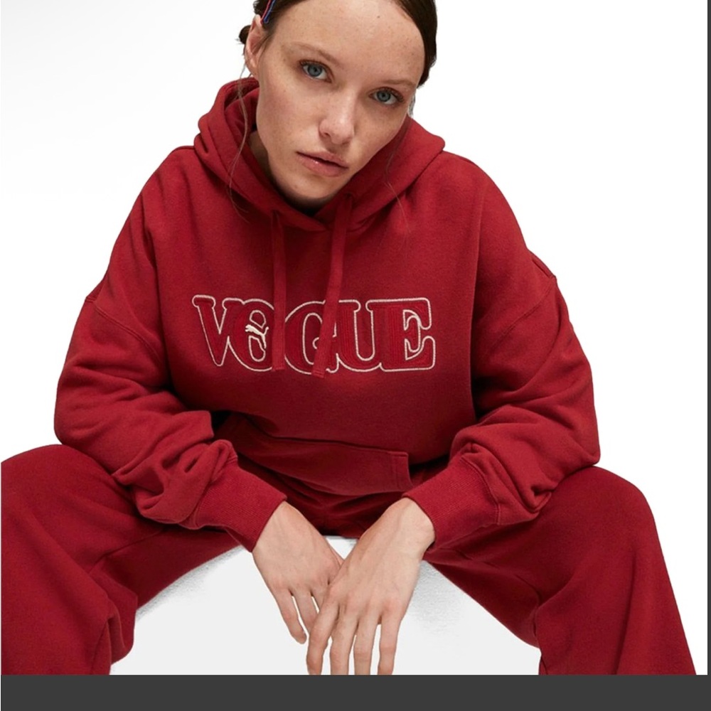 Puma x Vogue Oversized Hoodie Red Collab Sweater Rare Collectible NWT M